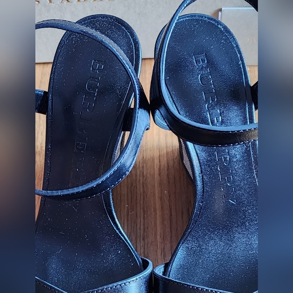 New 100% Auth Burberry Women's Platform Wedge Black  Leather Sandals - Picture 5 of 6
